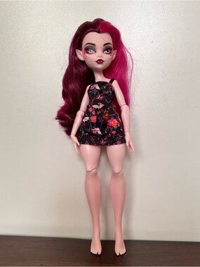 Monster High Draculaura Barbie Doll